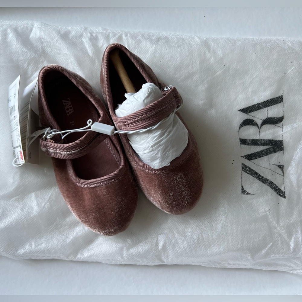NWT- Zara Pink velvet ballet shoes